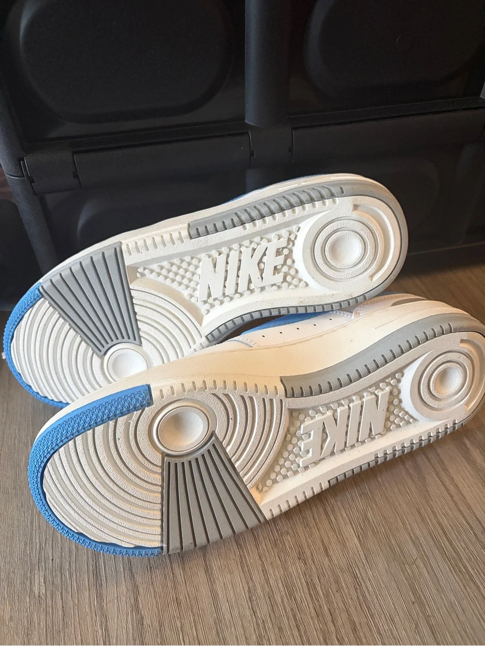 Nike Women's White & Light Blue Low-Top Gamma Force Sneakers